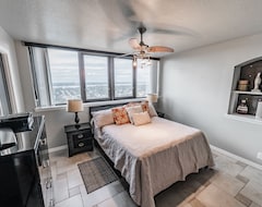 Hotel Beachfront Condo For Rent In Florida (Daytona Beach, USA)