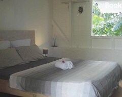 Casa/apartamento entero Gite Cote Cannes Studio Mini Piscine 2 Pers (Grand Bourg, Antillas Francesas)