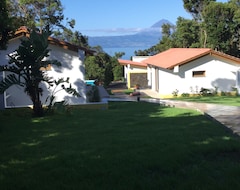Toàn bộ căn nhà/căn hộ Villas Casteletes-Bangalow Sea view (Urzelina, Bồ Đào Nha)