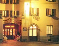 Otel Albergo Ristorante Gnocchi (Cortenova, İtalya)