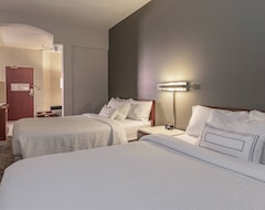 Khách sạn SpringHill Suites by Marriott Fairbanks (Fairbanks, Hoa Kỳ)