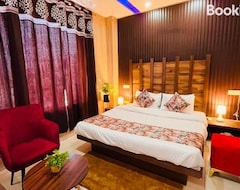 Hotel Starlet Prime - A Four Star Luxury Hotel (Zirakpur, Indija)