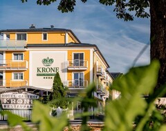 Khách sạn Classic Double Room Wheelchair Accessible - Hotel Krone (Mondsee, Áo)