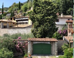 Khách sạn Vintage Italiensk Hjemmeferie (Toscolano Maderno, Ý)
