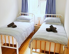 Cijela kuća/apartman 3 The Navigators Sleeps 4 (2 Bedrooms) Only 100 Meters From The Beach (Blisland, Ujedinjeno Kraljevstvo)