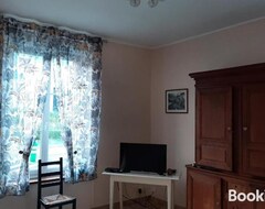 Cijela kuća/apartman Les Hubiets (Les Hautes-Rivières, Francuska)