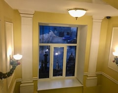 Hotel Nevsky Bereg 93 (San Petersburgo, Rusia)