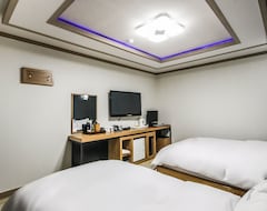 Khách sạn Maldives (Mokpo, Hàn Quốc)