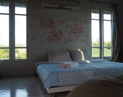 Bed & Breakfast Cabine De Plage (Pattaya, Thailand)