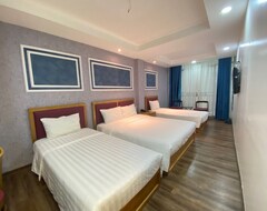 Holiday Suites Hotel & Spa (Hanoi, Vietnam)