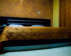 Khách sạn Lamia Inn (Lagos, Nigeria)