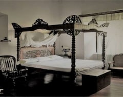Hotel Cuarto Pequeno: Deluxe Twin Room (Vigan City, Filipini)