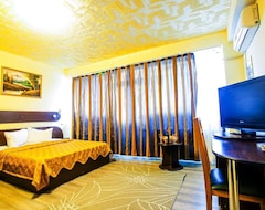 Khách sạn Hotel Charter Otopeni (Otopeni, Romania)