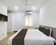 Khách sạn Collection O Hotel Holiday Banjara (Hyderabad, Ấn Độ)