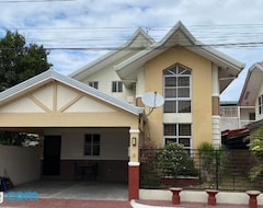 Toàn bộ căn nhà/căn hộ Pumpkin Transient House (San Fernando, Philippines)