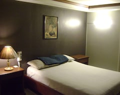 Khách sạn Metro Room Budget Hotel (Quezon City, Philippines)