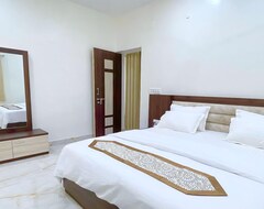 Hotel Basundhara (Bolpur, India)