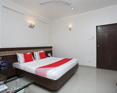 Khách sạn OYO 10418 Hotel Sai Pancham (Shirdi, Ấn Độ)