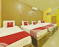 Khách sạn Oyo 90566 Homestay Tg Gemok (Rompin, Malaysia)