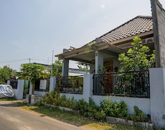 Khách sạn Spot On 93210 Griya Kos Kanjeng Mami Syariah (Sidoarjo, Indonesia)