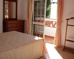 Cijela kuća/apartman Al41689 Lovely 5 Bed 3 Bath House With Pool Within Walking Distance Of Beach. (Monte Gordo, Portugal)