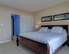Cijela kuća/apartman Oceanfront 4Th Floor, 2 Bedroom Condo On The Boardwalk! (Virginia Beach, Sjedinjene Američke Države)