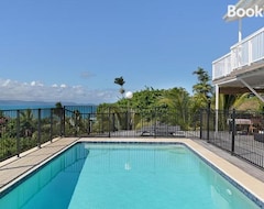 Khách sạn Villa Whitsunday - Waterfront Retreat (Airlie Beach, Úc)