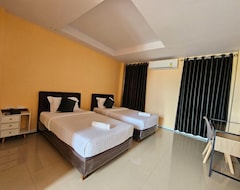 Khách sạn Morocc Hotel (Chachoengsao, Thái Lan)