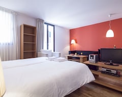 Otel Inside Barcelona Apartments Sants (Barselona, İspanya)