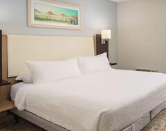 Otel Fairfield Inn And Suites By Marriott Palm Beach (Palm Beach, ABD)