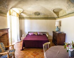 Casa rural Between Torino And Pinerolo Apartment In A House Of Vintage With Garden Wi Fi (Scalenghe, Italija)