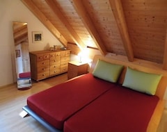 Toàn bộ căn nhà/căn hộ Quiet 2-Room Maisonette. In An Ecological Solar House, In The North Of Nuremberg (Heroldsberg, Đức)