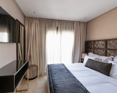 Avenue Suites Hotel (Kazablanka, Fas)