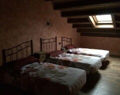 Entire House / Apartment Weekend Offers Rural House (full Rental) La Senderuela 13 Person (Tamajón, Spain)
