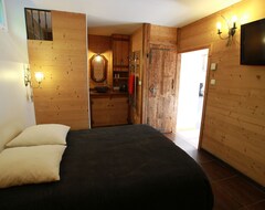 Toàn bộ căn nhà/căn hộ Comfortable Cottage For Couple (Saint-Pierre-d'Albigny, Pháp)