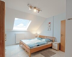 Toàn bộ căn nhà/căn hộ 2 Bedroom Accommodation In Erpeldange-remich (Bous, Luxembourg)