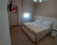 Pansion Guest Room Nesea (Reggio Calabria, Italija)