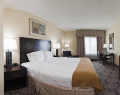 Hotel Holiday Inn Express & Suites Grand Island (Grand Island, USA)