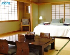 Khách sạn Refre (Nagano, Nhật Bản)