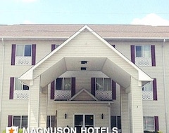 Khách sạn Midtown Inn And Suites (Claxton, Hoa Kỳ)