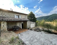 Toàn bộ căn nhà/căn hộ Superb Provençal Accommodation Sleeping 6+2 (Piégros-la-Clastre, Pháp)