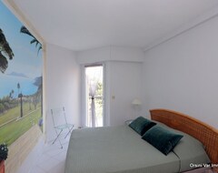 Koko talo/asunto Superb Sea View For This 3 Accommodation In Rési. Of Standing With Swimming Pool, Garage (Saint-Raphaël, Ranska)