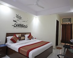Hotelli OYO 4882 Hotel Golden Park (Delhi, Intia)