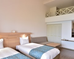 Khách sạn Resort Villa Brisa (Miyako-jima, Nhật Bản)