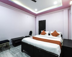 OYO 17302 Yugis Vedhika Hotel (Visakhapatnam, Indija)