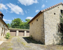 Cijela kuća/apartman Gite En Pierre 8/9 Pers Avec Piscine Sécurisée  Entre Sarlat Et Rocamadou (Concorès, Francuska)