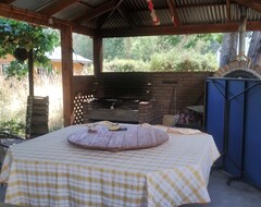 Entire House / Apartment Cabaña Campestre Para Descansar En Familia, Amplios Espacios En La Naturaleza (Vilcún, Chile)