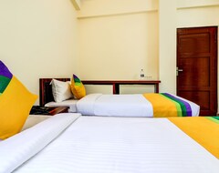 Hotel Itsy By Treebo - Rain Tulsi Stayz (Kochi, India)