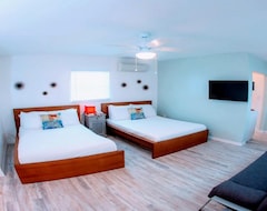 Hotel St Pete Beach Suites (St. Pete Beach, USA)