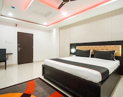 Hotel OYO Collection O Red Velvet Premium (Bhubaneswar, India)